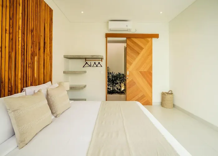 Komorebi - Modern 3Br - Central Canggu Beach