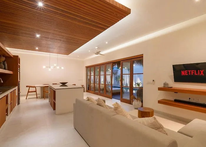 Komorebi - Modern 3Br - Central Canggu Beach بيت للعطل *