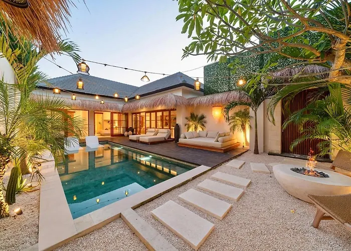 Komorebi - Modern 3Br - Central Canggu Beach بيت للعطل *